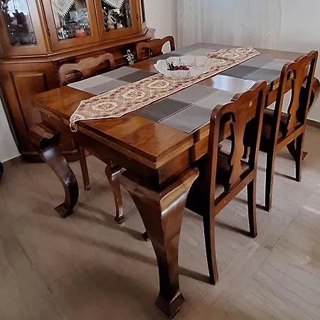 Valerias House * Éjo